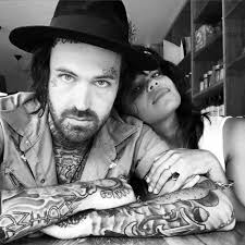 The duo dated for several years before getting engaged in the year 2013. Yelawolf And Fefe Dobson