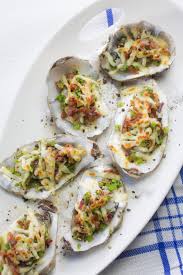 Oysters Au Gratin Adding Bacon Celery Asparagus Cheese To Oysters Before Grilling Makes For A Taste Sensation Http Www Fis Oyster Recipes Recipes Food