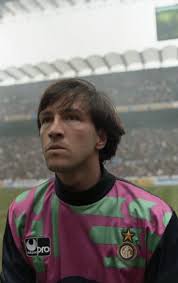 Ecco cos'ha detto andrea zenga di alessandra sgolastra. Walter Zenga Alchetron The Free Social Encyclopedia