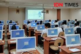 Jun 17, 2021 · cpns 2021 kemenhub buka 2.445 formasi cpns 2021, pendidikan sma hingga s2, berikut tahapan seleksinya tahun ini kementerian perhubungan membuka 2.445 formasi pada seleksi cpns 2021. Syarat Dan Cara Daftar Cpns Kemenhub 2021 Lengkap