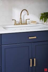 Refinish Your Ktichen Cabinet Hardware With A Few Coats Of Long Lasting D Diy Kitchen Cabinets Painting Spray Paint Kitchen Cabinets Painting Kitchen Cabinets