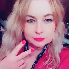 I live in Arizona, united states USA 🏠 Where are you from? say hi ❤️❤️