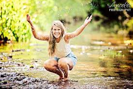 Pin By Laura Kirby On Style For Style Summer Senior Pictures Outdoor Senior Pictures Photography Senior Pictures