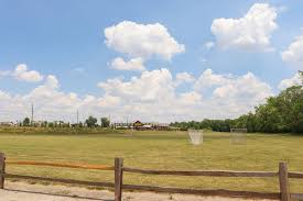 Hamilton proper park ei tegutse valdkondades pool ja spa ettevõtjad, pargid, parklate ja garaažide. Facilities Fishers Parks Recreation In Civicengage