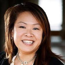 The Top 10 Female Real Estate Agents in Illinois for 2023