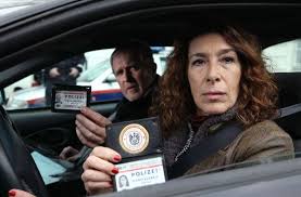 She began her career as a theater actress. Autobiografie Von Tatort Darstellerin Adele Neuhauser Der Typ Mutige Wolfin Kultur Stuttgarter Zeitung