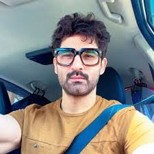 Zain Baig's Instagram, Twitter & Facebook