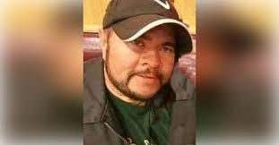 Wade Walls's Instagram, Twitter & Facebook