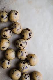 Gluten Free Olive Oil Chocolate Chip Cookies Made With Almond Flour Olive Oil Map Vegan Cookies Healthy Cookie Recipes Chocolate Chip Brownie Recipes Healthy