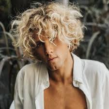 Surf hair look achievable with style link products. 45 Best Bleached Hairstyles For Men 2021 Platinum Blonde Hair