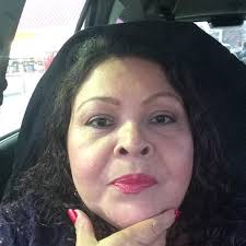 Felicidades a Ana Lule, nueva ciudadana estadounidense! 🇺🇸🎉 Otra de  nuestras estudiantes ha alcanzado este gran logro. En los últimos dos años,  el 100% de los estudiantes de nuestra increíble maestra, Iris