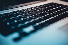 Untuk keyboard laptop yg tidak berfungsi, baca tentang cara memperbaiki keyboard laptop yg tidak berfungsi. 9 Cara Mengatasi Keyboard Laptop Tidak Berfungsi Sebagian