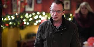 Spoilers reveal that ian will receive. Eastenders Spoilers Ian Decides To Leave Walford For Christmas Fr24 News English