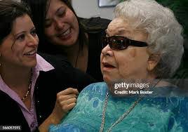 Polly Schreiber's Instagram, Facebook & TikTok