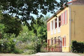 Bienvenue chez nous, vous êtes chez vous ! Maison Poche Piscine Donne Une Vue Magnifique Et A Caupenne D Armagnac