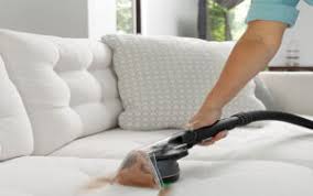 شركة تنظيف كنب في ابوظبي 0507260833 كنب بوليستر الصقر الابيض 0507260833