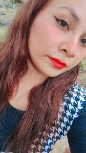 Chicas un favor si me pudieran hacer el nombre de Elisa Ruby 1°By el de  Marcos Tadeo 5°A para la portada de un libro algo así porfavor