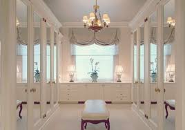 Dans Mon Dressing Il Y Aura La Souris Coquette Blog Mode Lifestyle Deco Et Voyages Dressing Design Placards De Reve Placard De Dressing