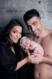 Capítulos de 'carinha de anjo', de 29/01 a 02/02. Li Martins Do Rouge Reata Casamento Com Pai Da Sua Filha Apos Dois Anos Separados Famosos Extra Online