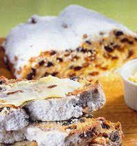 Die Besten Rezepte Fur Das Weihnachtliche Geback Stollen Backen Christstollen Backen Stollen Rezept
