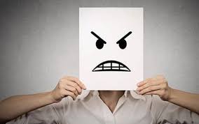 Các loại cảm xúc ảnh hưởng đến thể chất như thế nào? | Vinmec