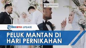 Angin puting beliung ini membuat warga di sekitaran waduk gajah mungkur wononogiri geger dan ketakutan. Ds5bhqqahvdyem