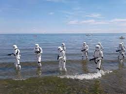 Woodbine beach is undoubtedly the most popular beach in toronto, and for good reason. Storming The Woodbine Beach Yesterday Toronto