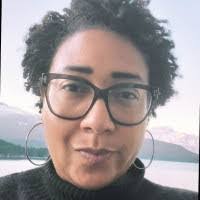 Robin Mosley's Instagram, Twitter & Facebook