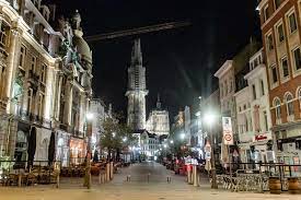 De avondklok wordt tijdens de hitttegolf niet gehandhaafd in de provincie antwerpen. Een Avondklok In Brabantse Steden Antwerpen Voerde Er Deze Zomer Een In Dit Waren De Effecten Breda Bndestem Nl