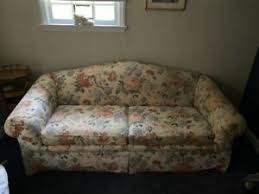 Ethan allen duxbury braceback fiddleback traditional early american chair nutmeg. Ethan Allen Camelback Floral Sofa Good Conditionprice Reduction Ebay