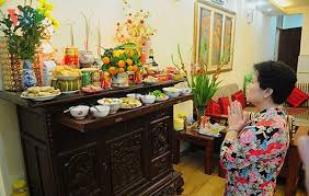 Màu đỏ là ngày tốt, màu tím là ngày xấu. Rf40njymav6gom