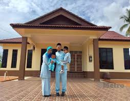 Penang island, where the capital city, george town, is located. Miliki 3 Rumah Lelong