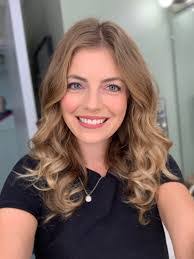 Lenore Fraser's Instagram, Twitter & Facebook