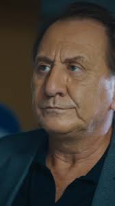 Hüsnü'nün başına gelenlerde bugün. 🙄, #ArkaSokaklar