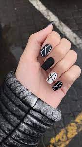 Imágenes con tatuajes maravillosos en el pecho. Unas Kylie Jenner Perfect Nails Unas Decoradas Disenos De Unas Tre Manicura De Unas Unas Decoradas Disenos Disenos De Unas Mate