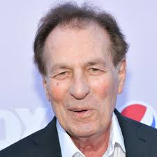 Who was Joe E Tata and what was his cause of death?