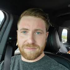 Lee Forcier's Instagram, Twitter & Facebook