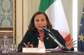 Riforma Della Cittadinanza Lamorgese Tempi Maturi Lavialibera
