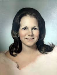 Linda Knepper's Instagram, Twitter & Facebook