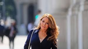 Pero eso no influyó en que la revista sarah la llevara en su portada para la edición de julio. El Baile De Cathy Barriga Que Encendio Las Redes Sociales El Periscopio Noticias