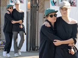 Ellen page is in escape mode. Ellen Page And New Wife Emma Portner Pack On The Pda
