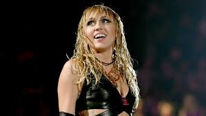 Miley cyrus performs an acoustic set of original songs and covers including britney spears's gimme more, and is joined by noah cyrus for a rendition of i got so. Miley Cyrus To Perform At 2020 Mtv Vmas Entertainment Tonight