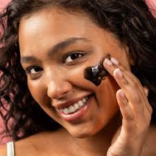 Face Masks Available for Large Pores