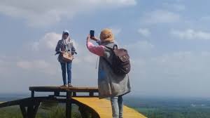 Latar belakang koperasi hartanah anggun berhad. Lokawisata Kemit Forest Padukan Alam Dengan Wahana Permainan Edukatif