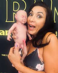 Lobat “Lolo” Asadi, PhD (@lobatasadiofficial) · Instagram 照片和视频