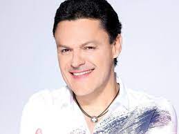 Pedro oh pedrito fernandez como sea todos sabemos quien es por su gran voz y talento musical. Pedro Fernandez Se Sincera Sobre El Enorme Sacrificio Que Hizo En Su Infancia El Debate
