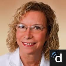 Mary Tomaselli's Instagram, Twitter & Facebook