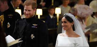 Le lundi 27 novembre, le prince harry et meghan markle ont officialisé leurs fiançailles. Le Prince Harry Et Meghan Markle Se Marient Alors Que Le Monde Regarde