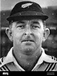 Re wallace hi-res stock photography and images