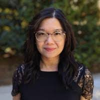 Uyen Le's Instagram, Twitter & Facebook